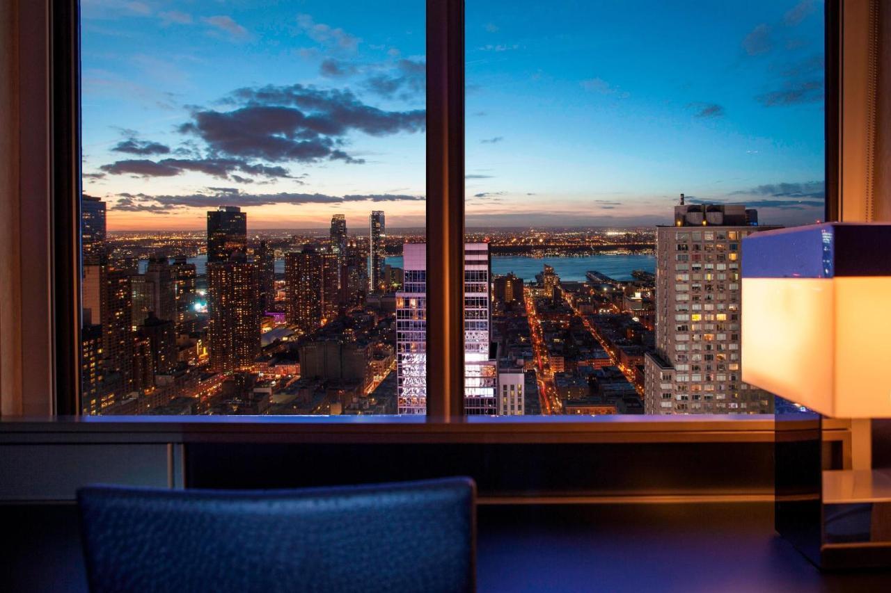 W New York - Times Square Hotel Екстериор снимка